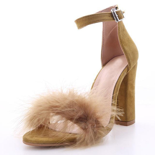 Fur SuedeToe Pumps $38.50 Dana Fashion Color: Beige Size: 34 Women's shoes Vamp Material：suede PU Sole：rubber Heel Height ：10cm