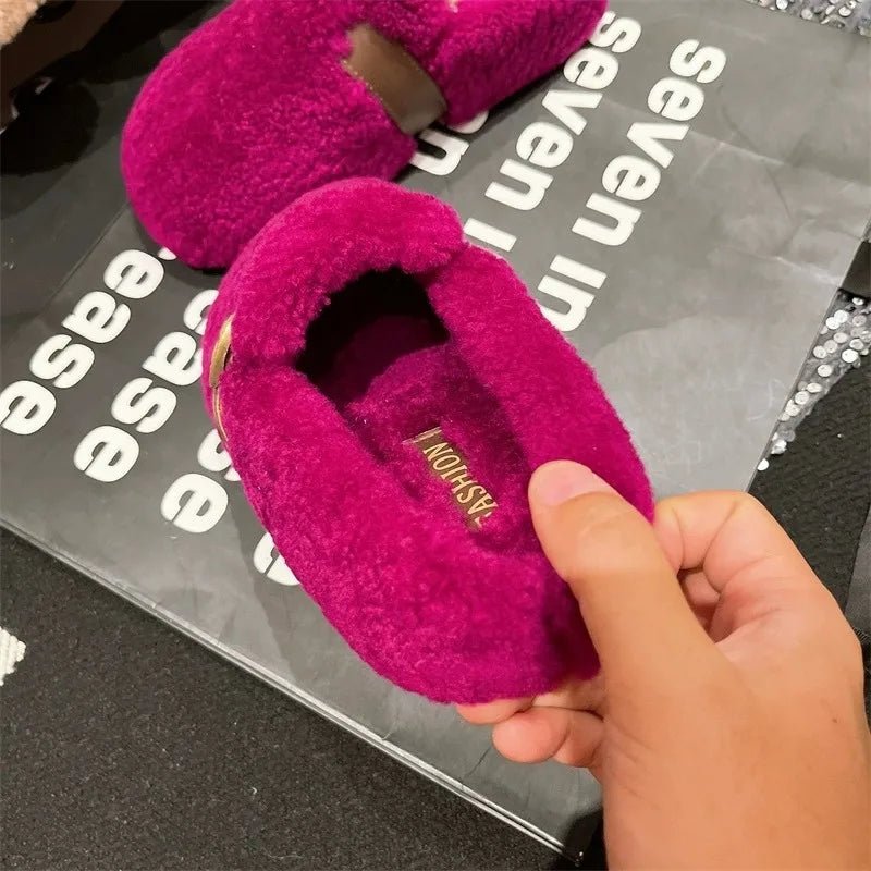 Furry Winter Flat Loafers Women Shoes Fashion Soft Sole Plus Velvet Cotton Shoes Female Soft Sole Round Toe Warm Casual Shoes 40 $35.99 Dana Fashion Color: black Shoe Size: 37 SPECIFICATIONS Whether with metal toe cap: No Flats Type: Loafers Upper Materia