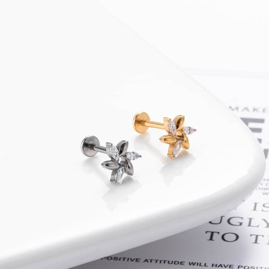 G23 Titanium Plug-in Push Pin Zircon Ear Bone Stud $19.99 Dana Fashion Color: Titanium 545 Gold Specifications: Style1 Women's Accessories Product information: Type: otica stud Process: Electroplating Color: titanium 545-Silver, titanium 545-Gold Material