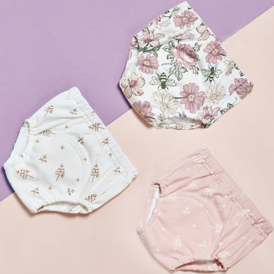 Gauze Baby Training Pants Pure Cotton Breathable 3 Pack $35.83 Dana Fashion Style: Bee Size: L Baby Clothing Product information: Color: Rainbow Series, Lamb series, Bee series, Duck series, geometric series, vehicle series, dachshund series, snail series
