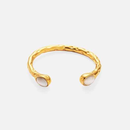 Genuine Gold Plated Titanium Steel Exquisite Zircon Opening Bracelet $35.00 Dana Fashion Color: White Women's Accessories Product information: Process: Electroplating Color: white, black, red, green, pink Material: titanium steel Size: Opening Popular ele