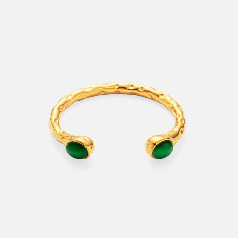 Genuine Gold Plated Titanium Steel Exquisite Zircon Opening Bracelet $35.00 Dana Fashion Color: Green Women's Accessories Product information: Process: Electroplating Color: white, black, red, green, pink Material: titanium steel Size: Opening Popular ele