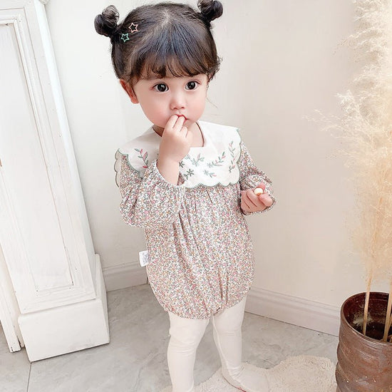 Girls' Crawl Clothes, Baby Flowers, Clothes Out Of One-Piece Fart Clothes $28.11 Dana Fashion Child size: 59cm Baby Clothing Product information： Security level: Class A Fabric name: Cotton Suitable season: Spring and autumn, spring, autumn Brand: Idea It