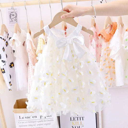 Girls Dress Summer Princess Dress $15.24 Dana Fashion Color: White Child size: 100cm Baby Clothing Product Information： Style: sweet Fabric name: cotton Skirt category: dress Main fabric composition: cotton Main fabric ingredient content: 90 Size Informat