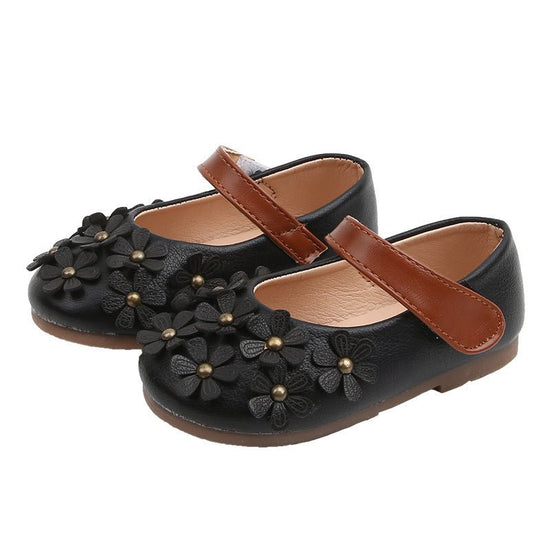 Girls' Small Leather Shoes, Female Babies, Flower Single Shoes, Soft Soles, Little Girls $21.09 Dana Fashion Color: Black Shoe size: 21 Baby & Mother Product information: Upper material: artificial PU Applicable age: toddler clothes (1-3 years old), child