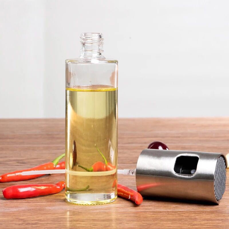 glass oil vinegar spray bottle $23.70 Dana Fashion format: 2pcs Space Silver Dana's Kitchen [name] ABS + glass oil vinegar spray bottle [material] ABS + high white glass [Specification] Diameter 4cm Height 17.5cm Single capacity 100ml [Features] Fine work