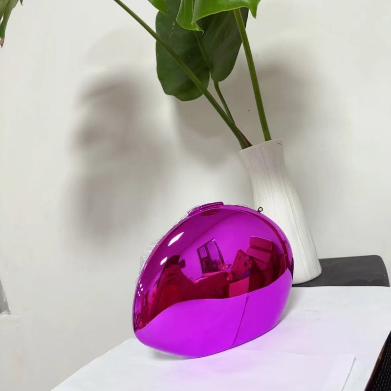 Golden Acrylic Metallic Goose Egg Box Banquet Clutch $37.31 Dana Fashion Color: Purple Size: 21 x 5 x 15cm Women's Bags Product information: Color: gold (with lining), silver (with lining), Daikin color (with lining), large silver (with lining) Outer bag