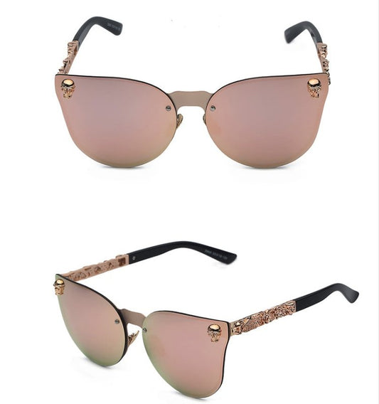 Gothic new reflective sunglasses men and women tide personality metal large box sunglasses taro decorative glasses $35.00 Dana Fashion Color: Black Women's Accessories Lens material: PC Function: Anti-UVA Anti-UVB Color classification: black film, blue re