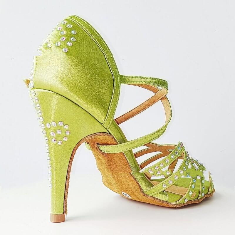 Green Rhinestone Latin Dance Shoes Women's High Heel Dancing Shoes $88.50 Dana Fashion Color: Green Indoor Wool Sole Size: 34 Please Input: 5.5CM heel Women's shoes Product information: Applicable scenario: Sports Dance Color: light green Shoe Upper mater
