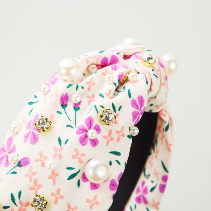 Hair Band Floral Knotted Beads Rhinestones $15.28 Dana Fashion Color: Rose Red Women's Accessories Product information: Treatment Process: Diamond Color: Rose Red Applicable population: Female Material: Alloy Shape: hair band Popular elements: Flowers Pac