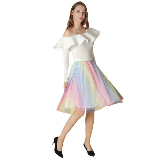 Half-length A- Line Gauze Skirt Pleated Mid-length $45.00 Dana Fashion Color: Color Size: Free Size Women's clothing Product information: Skirt-type: pleated skirt Color: colorful, Dot White Elasticity: Micro-elastic Main fabric composition: Polyester Siz