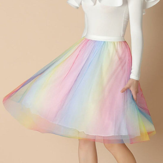 Half-length A- Line Gauze Skirt Pleated Mid-length $45.00 Dana Fashion Color: Color Size: Free Size Women's clothing Product information: Skirt-type: pleated skirt Color: colorful, Dot White Elasticity: Micro-elastic Main fabric composition: Polyester Siz