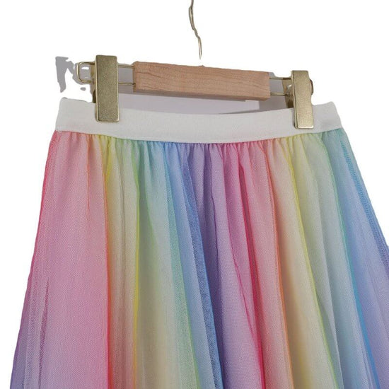Half-length A- Line Gauze Skirt Pleated Mid-length $45.00 Dana Fashion Color: Color Size: Free Size Women's clothing Product information: Skirt-type: pleated skirt Color: colorful, Dot White Elasticity: Micro-elastic Main fabric composition: Polyester Siz
