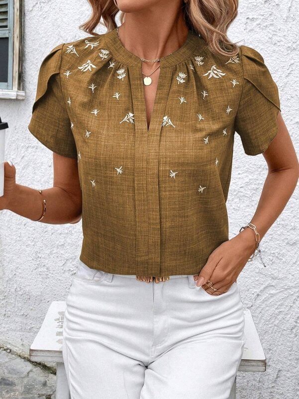 Half-open Collar Short Sleeve Shoulder Creasing Printed Shirt Women's Blouse $44.90 Dana Fashion Color: Khaki Size: L Women's clothing Product information: Fabric name: Polyester Color: wine red, green, black, royal blue, khaki Main fabric composition: Po