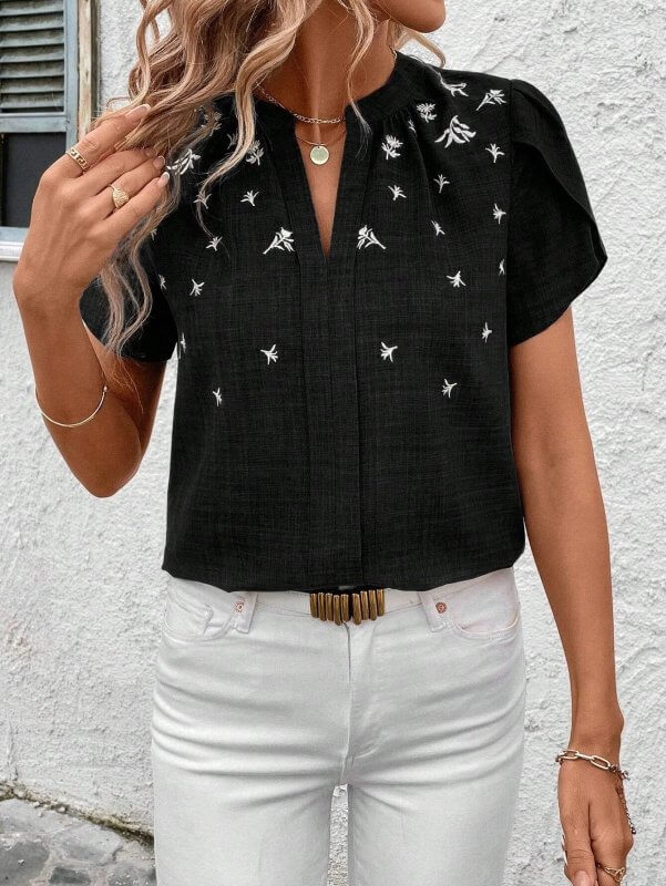 Half-open Collar Short Sleeve Shoulder Creasing Printed Shirt Women's Blouse $44.90 Dana Fashion Color: Black Size: L Women's clothing Product information: Fabric name: Polyester Color: wine red, green, black, royal blue, khaki Main fabric composition: Po