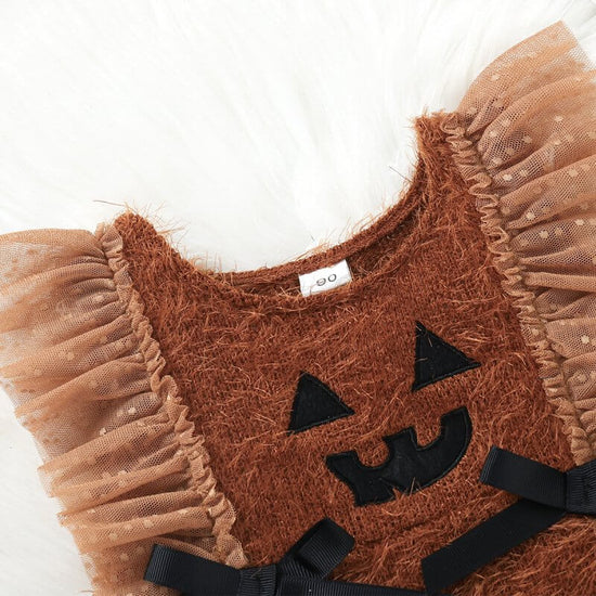 Halloween Baby Costume Triangle Rompers $25.50 Dana Fashion Color: Orange Suitable For Height: 100cm Baby Clothing Product information: Color: Orange Suitable height: 70CM,80cm,90cm,100cm Fabric name: Plush Closed style: pullover Main fabric composition: