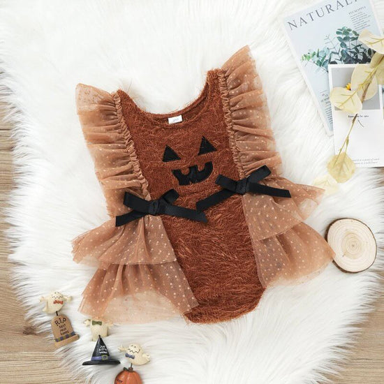 Halloween Baby Costume Triangle Rompers $25.50 Dana Fashion Color: Orange Suitable For Height: 100cm Baby Clothing Product information: Color: Orange Suitable height: 70CM,80cm,90cm,100cm Fabric name: Plush Closed style: pullover Main fabric composition: