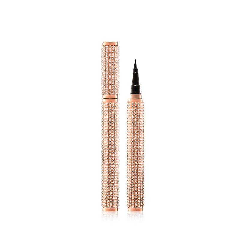 Halo Beginner Eyeliner $19.05 Dana Fashion Color: Black makeup Easy to use crying eyeliner, the tip is very soft, suitable for both novice and veteran, and the chicken is smooth when drawing No coloring or dryness will occur! The color of the pen is black