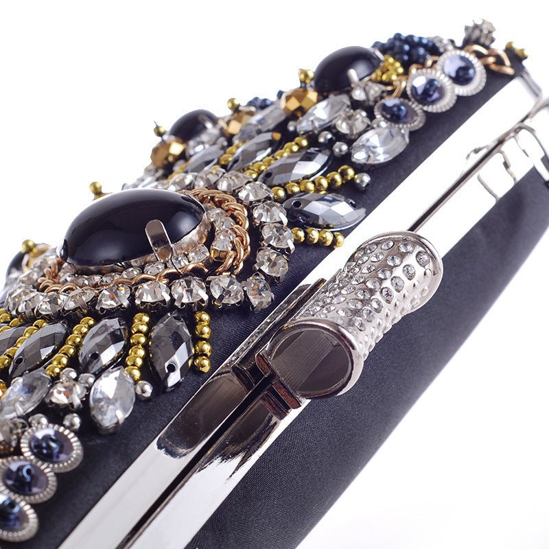 Hand-Made Beaded Clutches For Women'S Handbags In Europe And America $63.13 Dana Fashion Color: Black Women's Bags Product information Style: European and American style Material: Polyester Fabric texture: polyester Style: Women's Clutch Popular Elements: