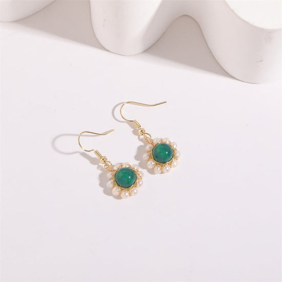 Hand-wound Water Pearl Earrings Natural Stone Emerald Green $29.19 Dana Fashion Color: Green Women's Accessories Product information: Material: Copper Style: S925 Silver Pearl/3m Shape: Geometric Style classification: fashion commuter Applicable people: w