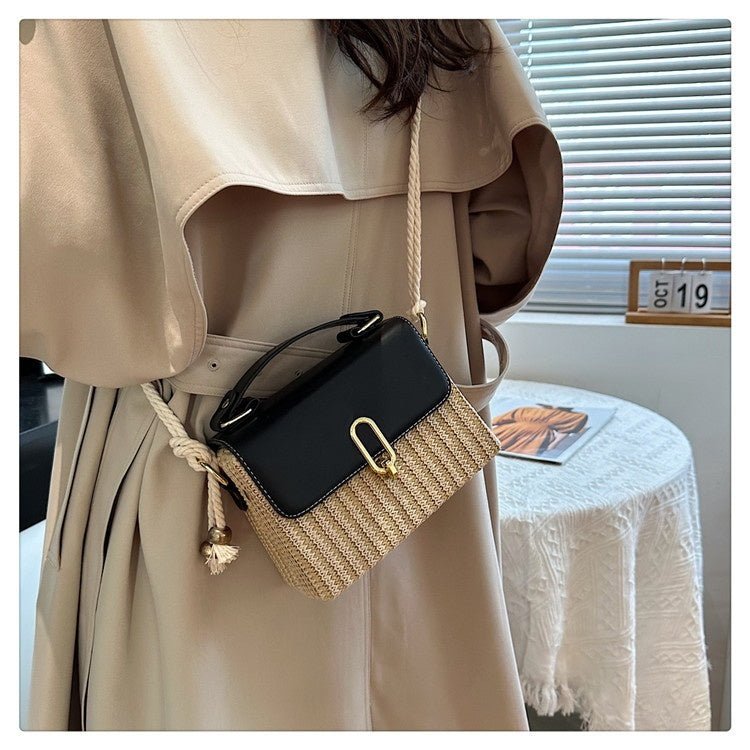Handbag Western Style One-shoulder Versatile Woven Bag $53.43 Dana Fashion Color: Black Women's Bags Product information: Lining texture: Polyester Applicable scenarios: Daily matching Color: black, white, yellow Outer bag type: Three-dimensional pocket H