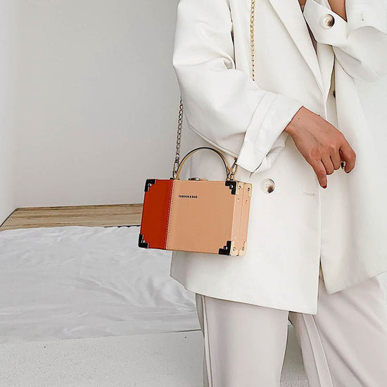 Handle Box Design Ladies Party Clutch Bag Purses $34.93 Dana Fashion Color: Black Women's Bags Material : PU-artificial leather Size : Length 7.48 in/19cm Width 1.97 in/5cm Height 4.72 in/12cm Weight: 0.47kg with a long chain