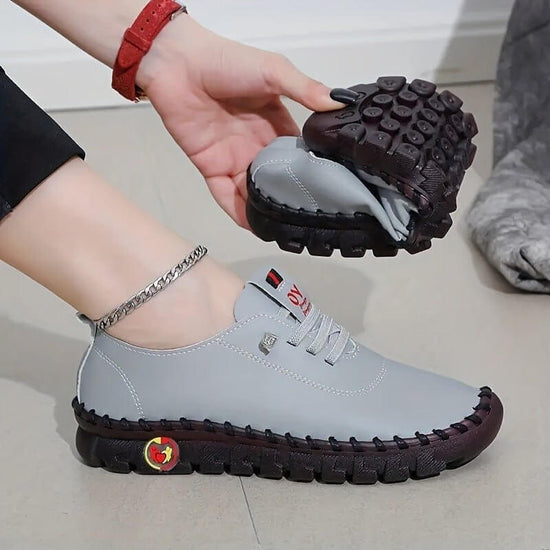 Handmade Stitching Women's Shoes Beef Tendon Soft Bottom $29.90 Dana Fashion Color: Gray Size: 35 Women's shoes Product information: Pattern: solid color Lining material: Microfiber Applicable sports: Universal Upper height: low top Heel height: flat heel