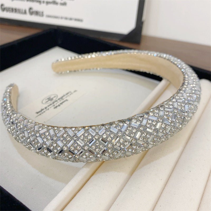 Heavy Industry Light Luxury New High-grade High-definition Pearl Headband $20.00 Dana Fashion Color: Mesh Rhinestone Women's Accessories Product information: Processing process: manual Color: straight terms, twill rhinestone style, twill Pearl style, rhin