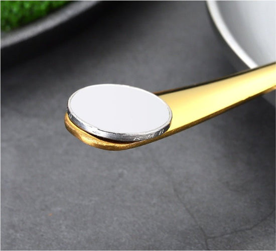 High-end tableware 24 piece set $90.50 Dana Fashion Color: Black Dana's Kitchen Material: stainless steel Features: one-piece molding / beautiful Category: table knife / fork / table spoon / tea spoon