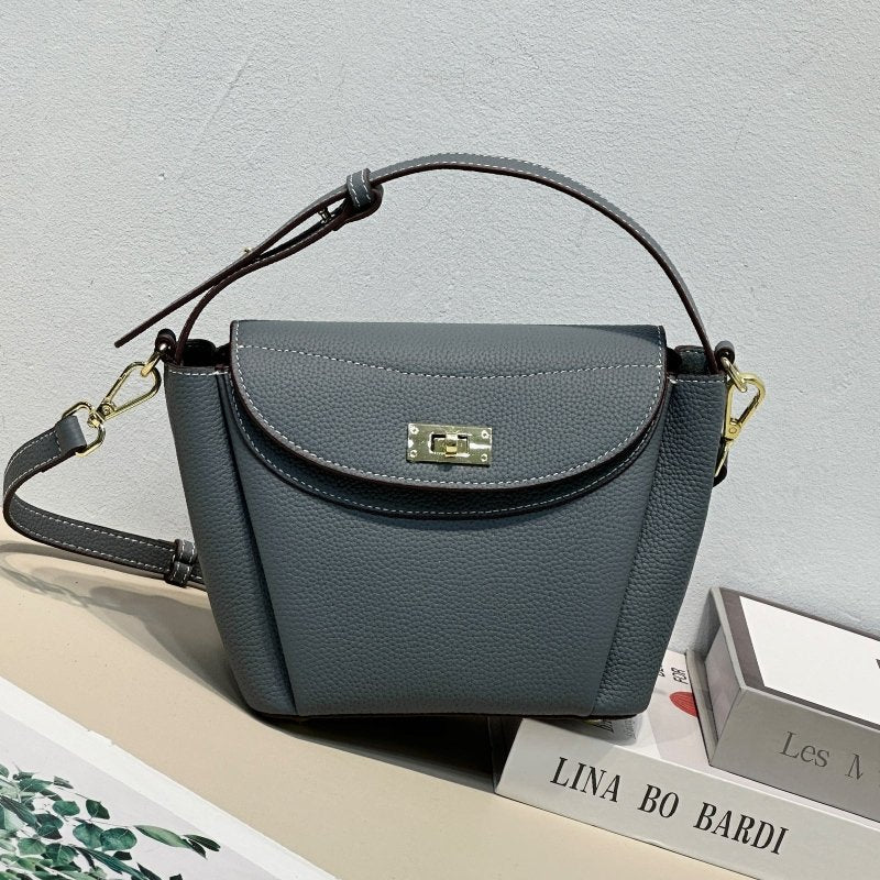 High-grade Light Luxury Macaron Color Shoulder Bag $129.50 Dana Fashion Color: Fragrant Glen Women's Bags Product information: Color: biscuit color, elephant gray, pink purple, black, khaki, milkshake White, fragrant Glen Leather features: first layer cow