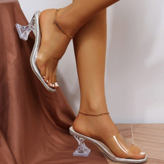 High Heel Sandals Plus Size Summer Transparent Strap Fashion $42.67 Dana Fashion Color: Silver Size: 36 Women's shoes Product information: Lining material: PU Toe holder shape: Pointed Color: Silver Shoe Upper material: artificial PU Size: 36,37,38,39,40,