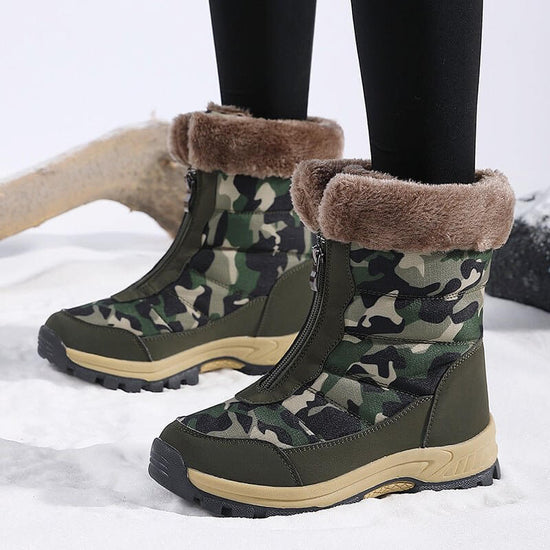 High-top Plus Size Cotton Shoes Women's Thickened $58.50 Dana Fashion Color: Black Size: 36 Women's shoes Product information: Inner material: artificial wool Color: white, black, camouflage Upper height: Middle top Heel height: 4cm Length of socks: Middl