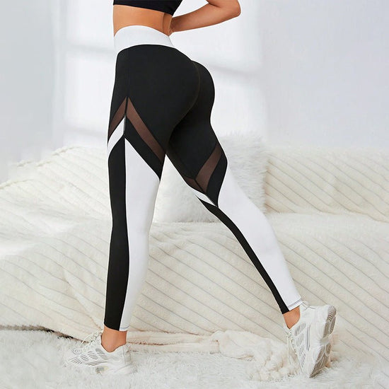 High Waist Sexy Hip Lifting And Perspiration Base Yoga Pants Women $24.78 Dana Fashion Color: Black And White Size: L Women's clothing معلومات المنتج: اسم القماش: ponte-de-roma السيناريوهات القابلة للتطبيق: رياضات الجري، معدات اللياقة البدنية، اتجاهات الر