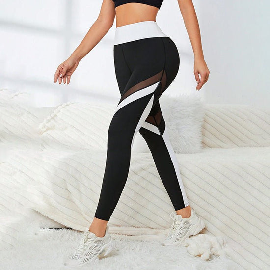 High Waist Sexy Hip Lifting And Perspiration Base Yoga Pants Women $24.78 Dana Fashion Color: Black And White Size: L Women's clothing معلومات المنتج: اسم القماش: ponte-de-roma السيناريوهات القابلة للتطبيق: رياضات الجري، معدات اللياقة البدنية، اتجاهات الر