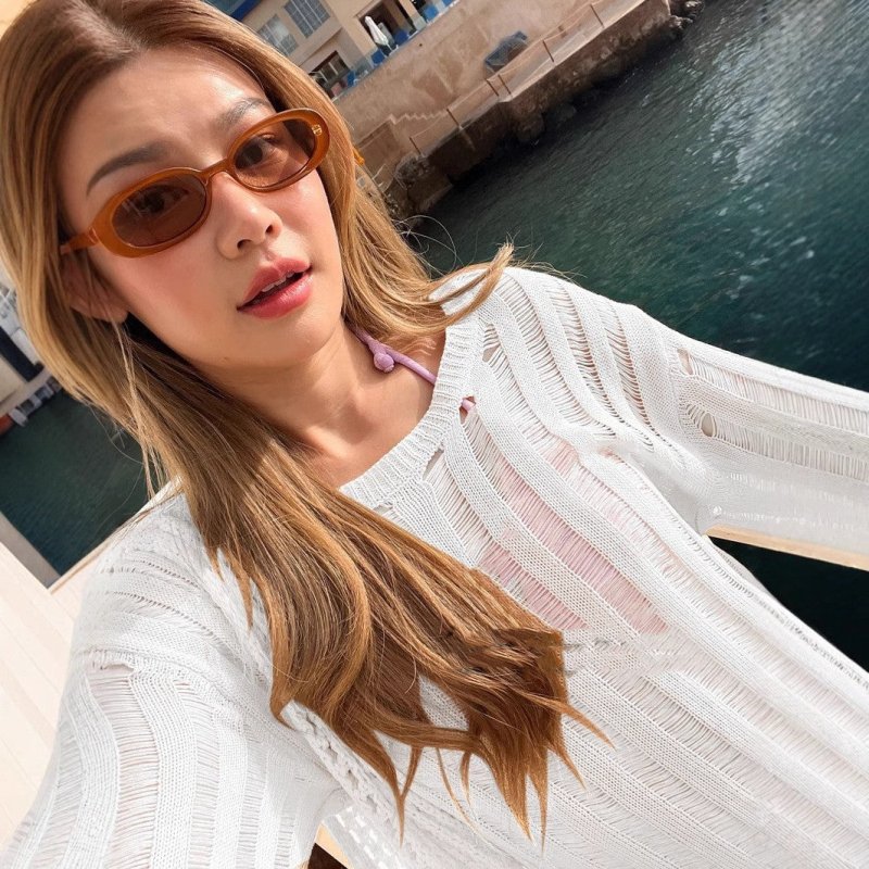 Hollow Sweater Loose Sun Protection Blouse $22.99 Dana Fashion Color: White Size: L Women's clothing Product information: Color: White Size: S,M,L,XL Version: Loose Style type: temperament commute Style: pullover Thickness: medium Main fabric composition: