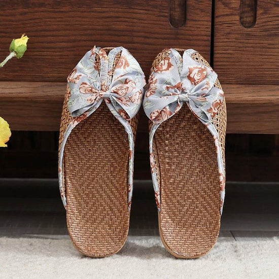 Home Breathable Indoor Rattan Slippers For Women $34.99 Dana Fashion Color: Gray Size: 35 To 36 Women's shoes Product information: Color: blue, red, orange, gray Size: 35-36,37-38,39-40 Sole craft: viscose shoes Sole material: EVA Popular elements: hollow
