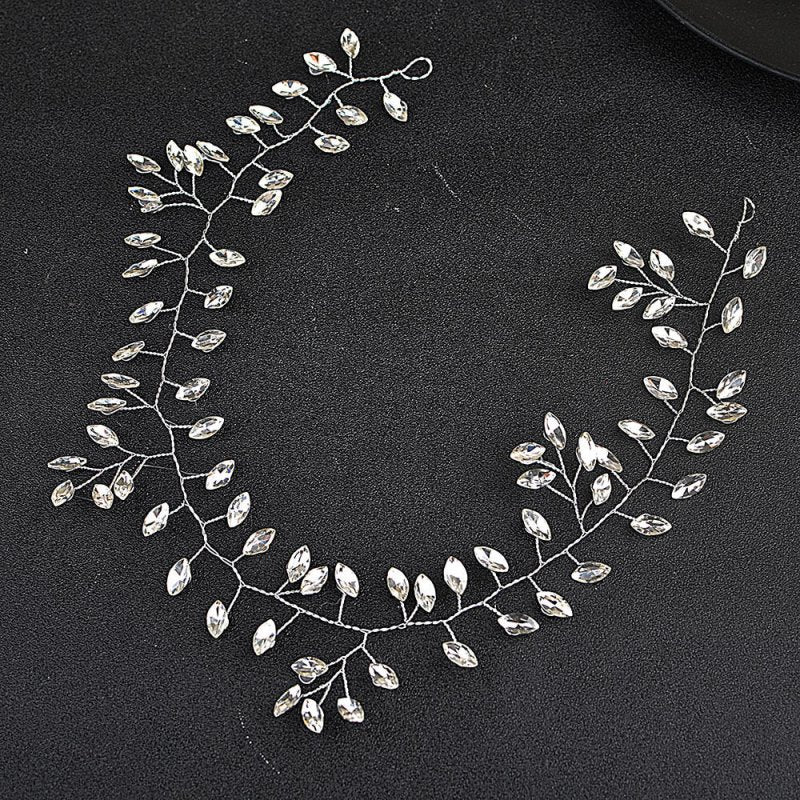 Horse Eye Silver Flexible Chain Headband Headwear Wedding $19.00 Dana Fashion Color: Silver Women's Accessories Product information: Pattern: Plaid Type: hair band, hair band Color: kc gold, silver Style: Women's Material: Crystal Shape: Flower Popular el