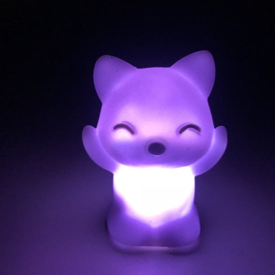 Hot Sale LED Fox Night Light Home Bedroom Desktop 7 Changing Colors Lovely Fox Shape LED Night Light Decoration Bedside Lamp $8.51 Dana Fashion Style: Opp bag Baby & Mother Material: Vinyl Very popular series of decorations. Quantity:1PC Color: Color chan