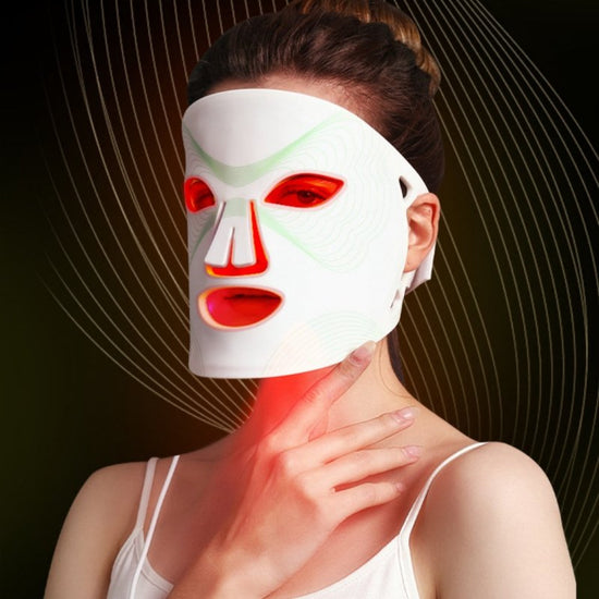 Household Silicone Photo Rejuvenating Facial Mask $189.00 Dana Fashion Specifications: Neutral English Color: Pearl White Multifunctional Beauty Tools Product information: Applicable scenarios: household and commercial Efficacy: fade wrinkles, fatigue all