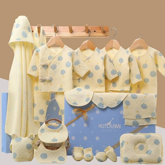 Infant And Newborn Garment Gift Box Set $95.13 Dana Fashion style: 19piece suit Size: 0to6months Baby Clothing Product information: Applicable gender: male and female Combination form: clothing+use Reference height: 0-6 months newborn/handbag Safety level