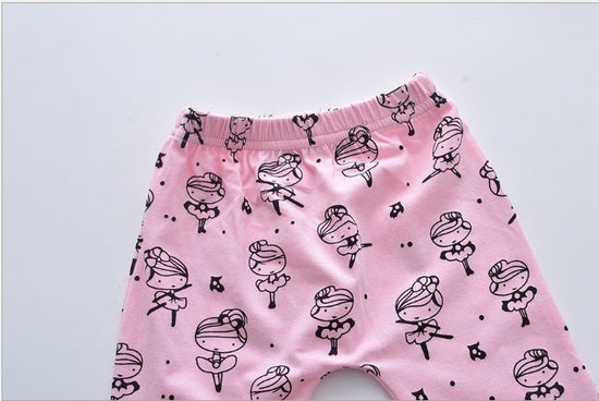 Infant Baby Girls Clothes Daddy's Little Girl T-shirt Cartoon Pants Headband Toddler Outfits Clothing Set $19.50 Dana Fashion Color: Long sleeve Size: 100cm Baby Clothing Overview 1. Please choose according to the actual size of the child 2. Because each