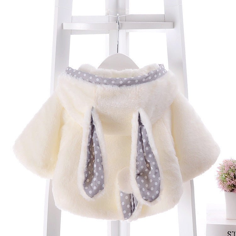Infant cape children's cape $27.40 Dana Fashion Color: White B Size: 100cm Baby Clothing A: Fabric name: cotton Main fabric composition: polyester fiber (polyester) Main fabric ingredient content: 95 (%) B: Fabric name: cotton Main fabric composition: cot