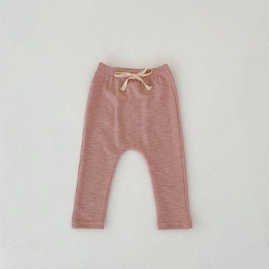Infants And Children Men And Women's Cotton Pants Leggings $24.99 Dana Fashion Color: Pink Size: 100cm Baby Clothing Product information: Fabric name: cotton blend Color: Pink, Khaki, Apricot Main fabric component: Spandex Suitable for height: 66 cm, 73 c