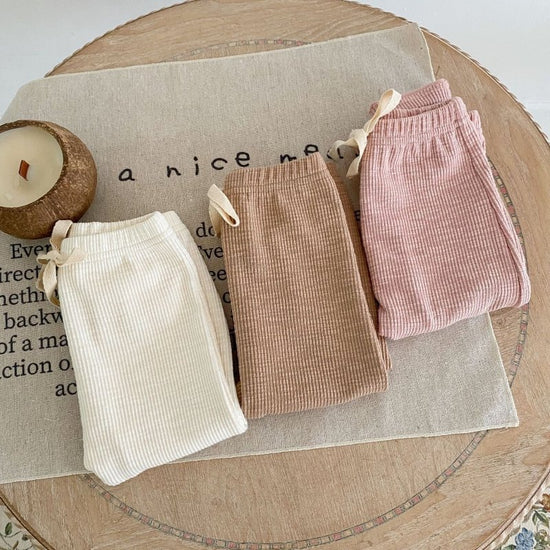 Infants And Children Men And Women's Cotton Pants Leggings $24.99 Dana Fashion Color: Apricot Size: 100cm Baby Clothing Product information: Fabric name: cotton blend Color: Pink, Khaki, Apricot Main fabric component: Spandex Suitable for height: 66 cm, 7