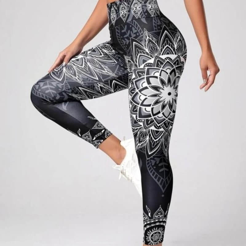 Ink Printing Yoga Trousers Fashion Slim Women's Skinny Pants $39.50 Dana Fashion Color: Black Size: L Women's clothing Product information: Applicable sports: Fitness running yoga Fabric name: Ponte-de-Roma Applicable scenarios: running sports, fitness eq