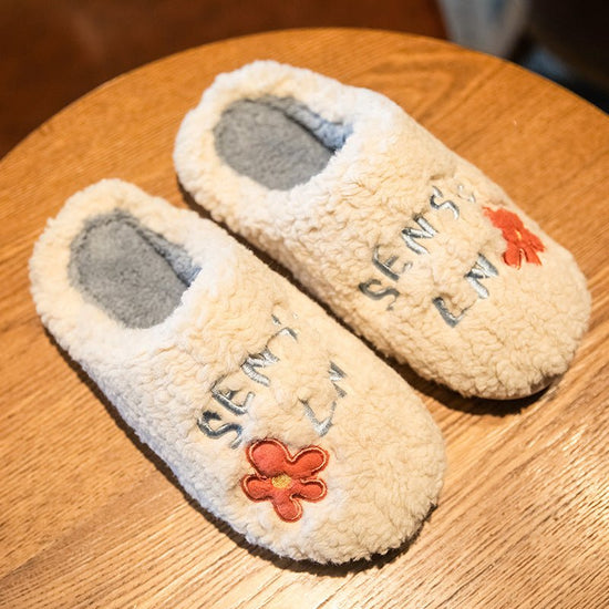 Ins Cute Flower Fleece Slippers Winter Warm Bedroom Floor Slippers Indoor Non-slip Plush Shoes For Women $28.59 Dana Fashion Color: Cream Size: 36to37 Women's shoes Overview: Unique design, stylish and beautiful. Good material, comfortable wear. A variety