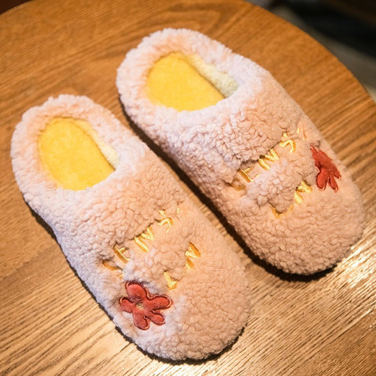 Ins Cute Flower Fleece Slippers Winter Warm Bedroom Floor Slippers Indoor Non-slip Plush Shoes For Women $28.59 Dana Fashion Color: Pink Size: 36to37 Women's shoes Overview: Unique design, stylish and beautiful. Good material, comfortable wear. A variety