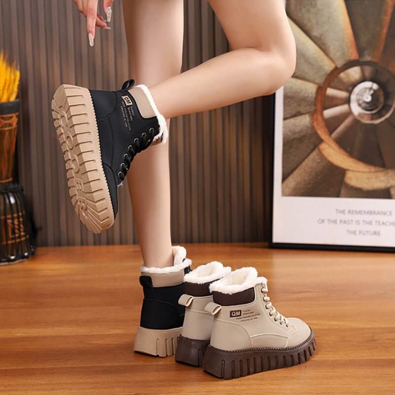 Ins Lace-up Snow Boots Winter Warm Fleece Flat Shoes For Women Fashion Casual Plush Ankle Boot $39.90 Dana Fashion Color: Black Size: Size35 Women's shoes Product information: Product Category: Martin Boots Applicable age: adult Upper material: artificial