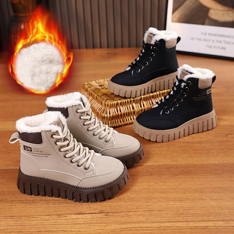 Ins Lace-up Snow Boots Winter Warm Fleece Flat Shoes For Women Fashion Casual Plush Ankle Boot $39.90 Dana Fashion Color: Black Size: Size35 Women's shoes Product information: Product Category: Martin Boots Applicable age: adult Upper material: artificial