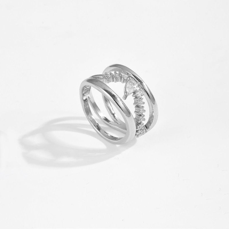 Irregular Design Double-layer Ring $39.50 Dana Fashion Color: Platinum Size: No 6 Women's Accessories Product information: Type: Ring Treatment Process: Electroplating Color: Platinum-TTR121,18K gold-TTR121 Applicable people: women Size: no.6, no.7, no.8